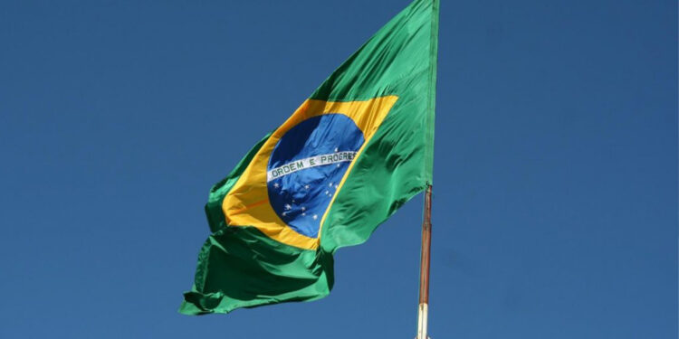 Juíza gaúcha proíbe uso da bandeira brasileira ‘virou símbolo de Bolsonaro’