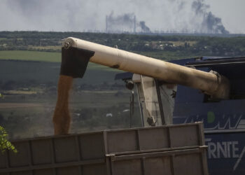 Rússia ataca Ucrânia um dia após avanço em negociações sobre grãos