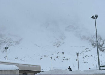 Turistas gaúchos presos em nevasca são resgatados em Santiago, no Chile