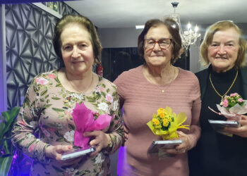 Vovós recebem homenagem especial do Dia dos Avós no programa De Frente com Elas