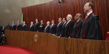 Ministro Alexandre de Moraes toma posse como presidente do TSE