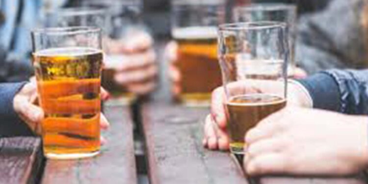 Governo do Japão quer estimular jovens a aumentar consumo de álcool