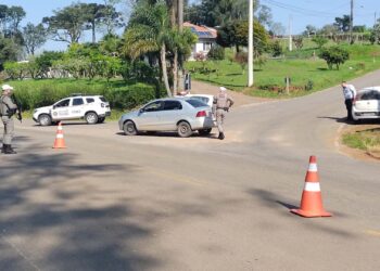 FINAL DE SEMANA TEM 46 VEÍCULOS ABORDADOS PELA BM DE NOVA ROMA DO SUL