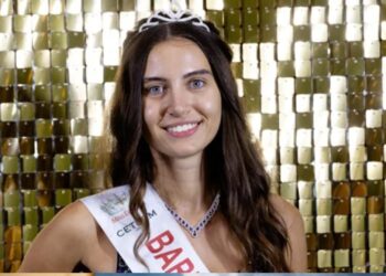 Finalista do Miss Inglaterra se torna a 1ª na história a competir sem maquiagem