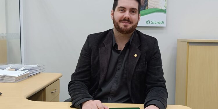 Jonatan Marin assume a Gerência da Sicredi em Nova Roma do Sul