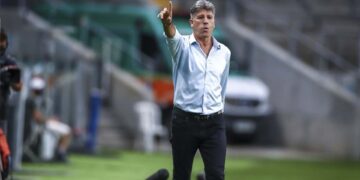 Grêmio demite Roger Machado e acerta retorno de Renato Gaúcho