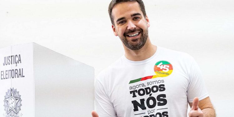 Eduardo Leite (PSDB) é reeleito governador do RS