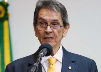 Roberto Jefferson é recolhido ao Presídio de Benfica, no Rio de Janeiro