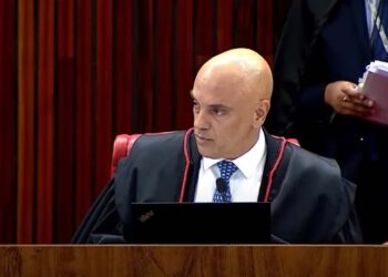 Moraes nega pedido para investigar inserções nas rádios e diz que campanha de Bolsonaro pode ter agido para ‘tumultuar’ as eleições