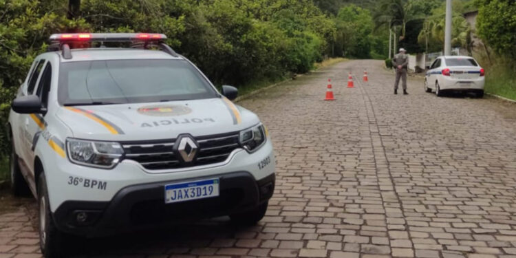 30 veículos abordados ontem pela BM de Nova Roma do Sul na operação Plano Tático