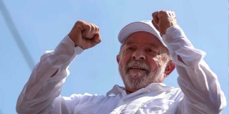 Lula derrota Bolsonaro no segundo turno e é eleito presidente da República 12 anos após deixar o Palácio do Planalto