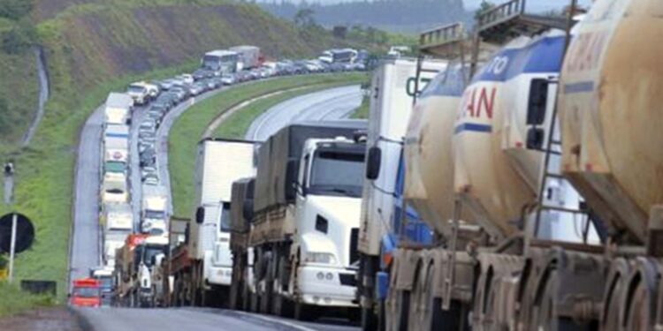 POLÍCIA RODOVIÁRIA FEDERAL INFORMA PONTOS COM BLOQUEIOS EM RODOVIAS GAÚCHAS