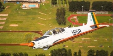 Avião da FAB que estava sumido é achado; 2 militares morreram