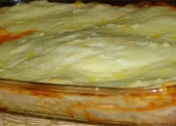 Lasanha de frango com molho branco