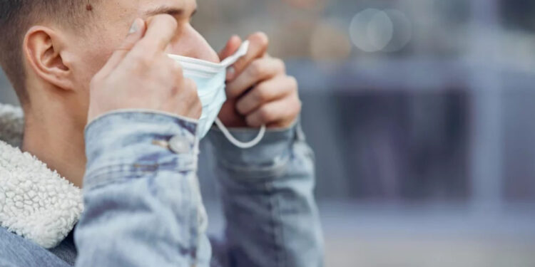 Bahia volta a obrigar uso de máscaras e exigir comprovante de vacinação