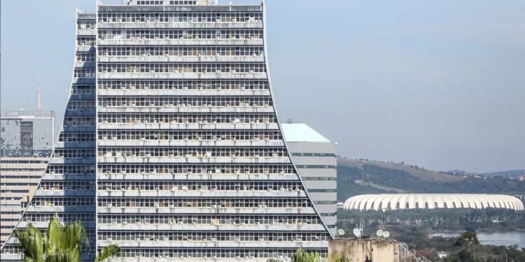Eduardo Leite anuncia equipe de transição de governo no RS