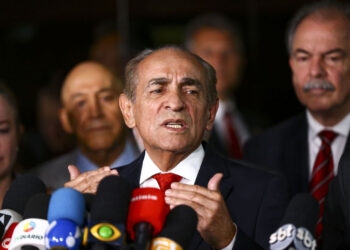 PEC da Transição é formalizada no Senado