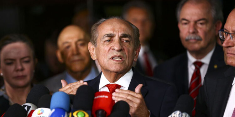 PEC da Transição é formalizada no Senado