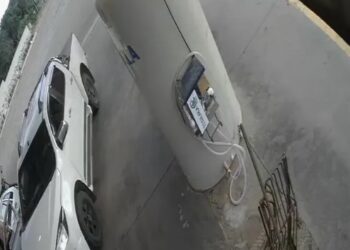 Homem é preso após matar companheira e deixar filho em posto de combustíveis no RS