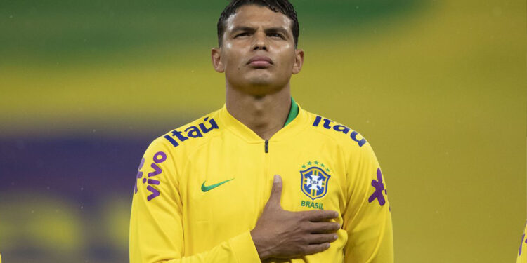 Tite escolhe Thiago Silva como capitão do Brasil na estreia da Copa