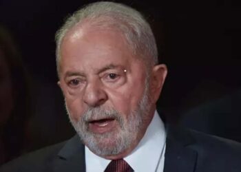 Lula é diagnosticado com inflamação na garganta após exames em SP