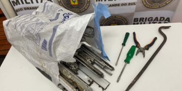 Homem é preso em flagrante após arrombar casa no bairro 1º de Maio em Farroupilha