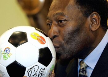 Morre Pelé, aos 82 anos, o maior jogador da história