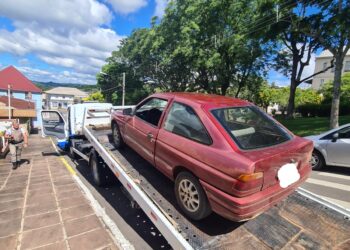 Homem de 58 anos é abordado pela BM sem carteira de Habilitação e com licenciamento vencido em Nova Roma do Sul