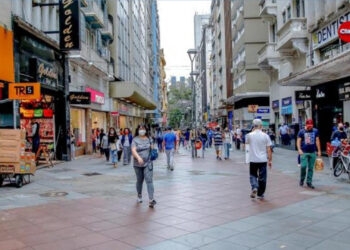 Todos os municípios do RS registram casos de covid-19 em 2022