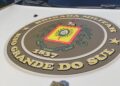 O homem de 22 anos, com vínculo a uma facção criminosa é preso com droga em Nova Roma do Sul