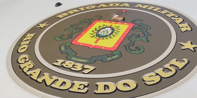 O homem de 22 anos, com vínculo a uma facção criminosa é preso com droga em Nova Roma do Sul