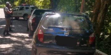 Dois condutores são pegos pela BM dirigindo sem CNH em Nova Roma do Sul