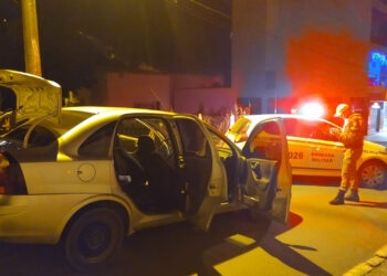 Condutor com forte hálito etílico e fala desconexa é autuado pela BM em Nova Roma do Sul na madrugada desse domingo