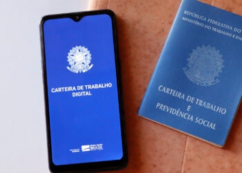 Carteira de trabalho digital: como funciona e o que muda para empresas?