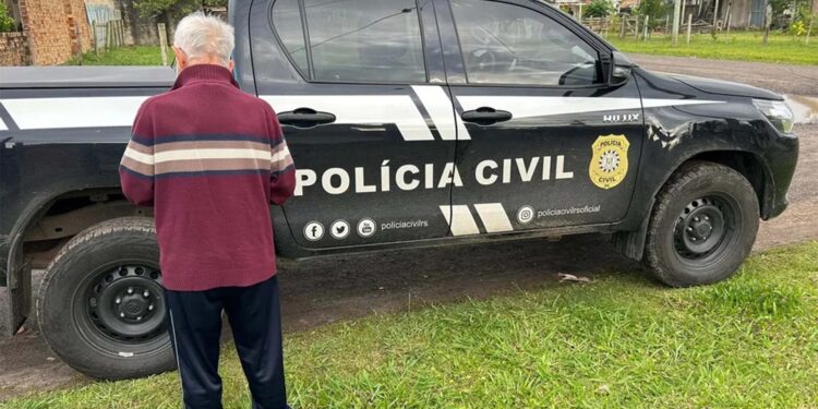 Idoso é preso por abusar sexualmente de duas crianças de 6 anos em Capão da Canoa