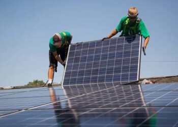 Prazo para pedir instalação de placas solares com isenção de taxa termina dia 6 de janeiro