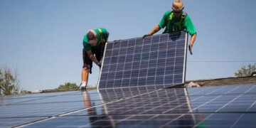 Prazo para pedir instalação de placas solares com isenção de taxa termina dia 6 de janeiro
