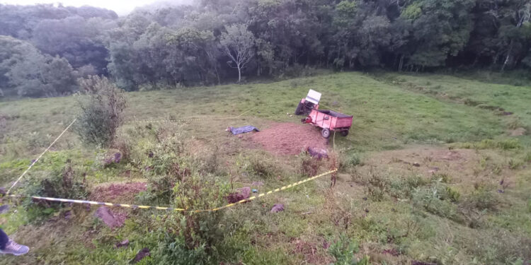 Agricultor de 48 anos morre em acidente com trator no interior de Farroupilha