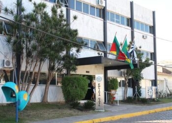 Polícia prende homem que havia sido indiciado pelo estuprado do sobrinho de 11 anos e estava foragido