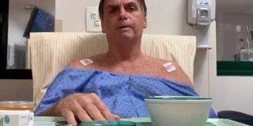 Bolsonaro é internado nos Estados Unidos após sentir “dores abdominais”