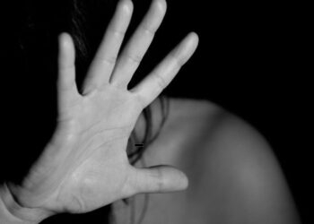 Mulher sofre ameaça de estupro no trabalho em Carlos Barbosa