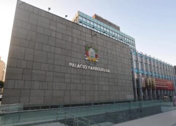 Deputados do Rio Grande do Sul tomam posse e elegem nova presidência