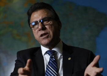 Ministro recua de ideia de fim do saque-aniversário do FGTS