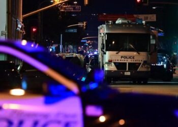 Tiroteio na Califórnia tem dez mortos