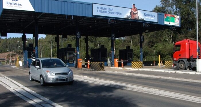 Justiça determina prazo de 10 dias para que o estado e a concessionária se manifestem sobre isenção do pedágio em Flores da Cunha