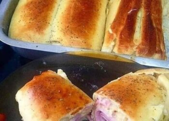 Pão caseiro recheado ❤🙏🏻