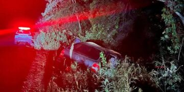 Três pessoas foram presas por roubo a carro em Ipê