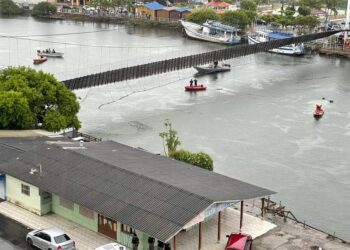 Cai para 3 o número de desaparecidos após queda de ponte entre RS e SC