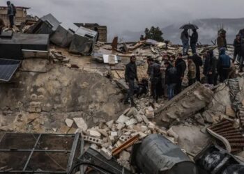 Número de mortos após terremoto na Turquia e na Síria passa de 6.000