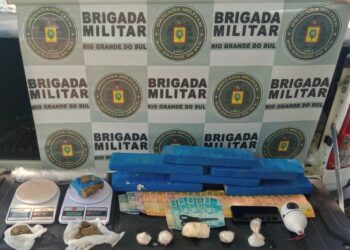 Família do tráfico é apreendida com drogas em Nova Prata